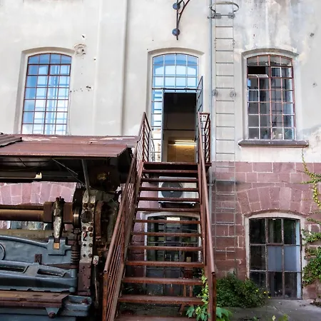 Loft V Tovarne Mastnych شقة